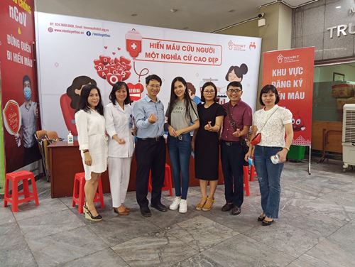 Chương trình hiến máu nhân đạo 'Doanh nhân và giọt hồng' mang Trung thu đến với bệnh nhi